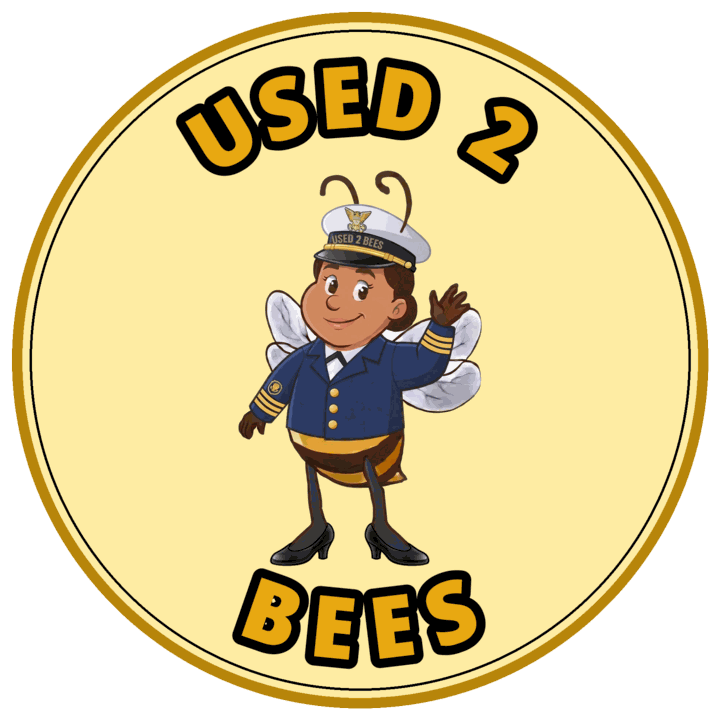 Used 2 Bees circle sticker — Coast Guard Dress Officer (Female)