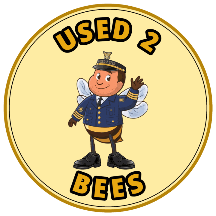 Used 2 Bees circle sticker — Coast Guard Dress Officer (Male)