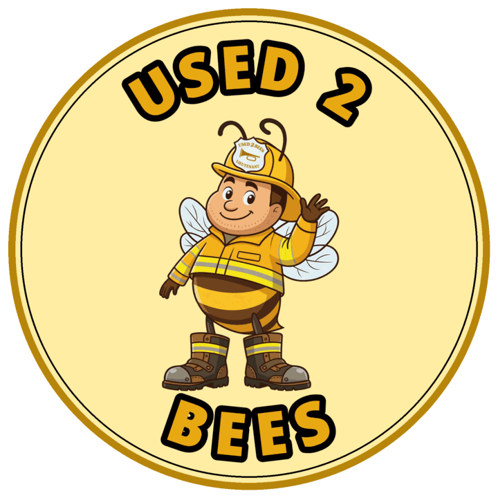 Used 2 Bees circle sticker — Army Dress Officer (Male)